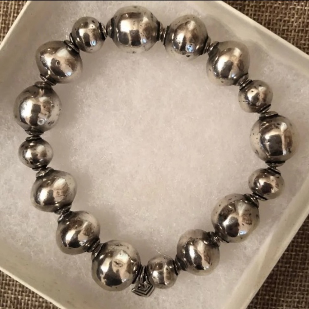 Retired Silpada Sterling Silver Atmospheric Stretch Bracelet B1998